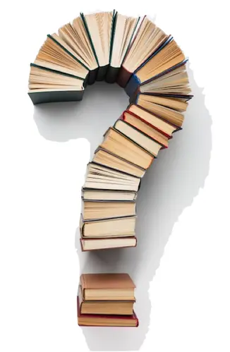 Point d'interrogation formé par une pile de livres empilés sur fond blanc, symbolisant les questions juridiques de la commande publique